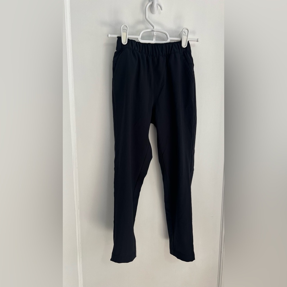Columbia Boys Black Joggers - water repellent - size xs 6/7